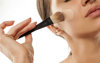 بهترین کرم پودر کدام است؟ ؛ معرفی 8 مورد از بهترین‌ها