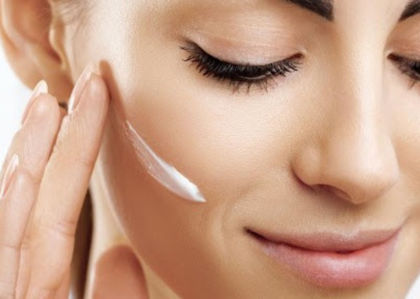 بهترین آبرسان برای پوست خشک و حساس