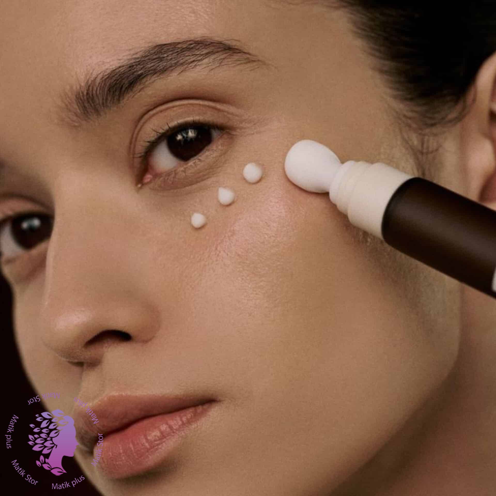 دور چشم روشن کننده و تسکین دهنده سنتلا Skin 1004 حجم 20 میل اصل